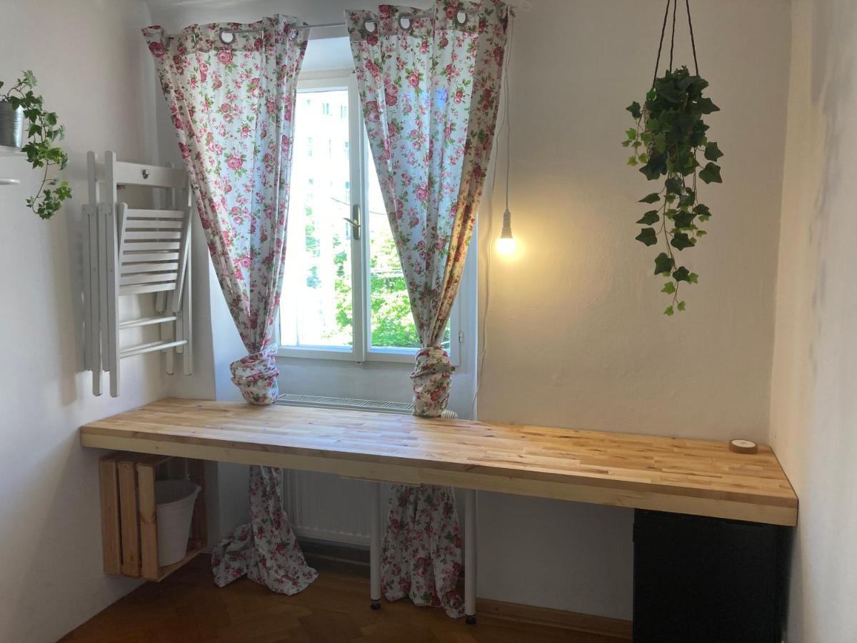 Sishaus - View At Mozarts Hostel ซาลซ์บูร์ก ภายนอก รูปภาพ